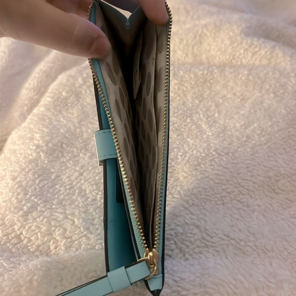 NEW Kate Spade Wristlet Wallet - Picture 6 of 7